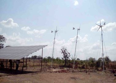 Çin Grid Pass-By Fonksiyon Inverter ile Çiftlik Güç Kaynağı Ev Güneş Ve Rüzgar Gücü Sistemleri Fabrika
